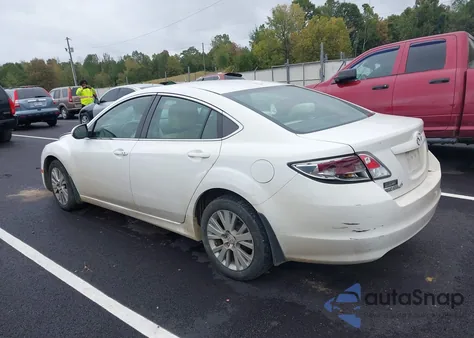 2009 Mazda Mazda6 I Touring z USA, uszkodzony, nr VIN 1YVHP82HX95M43945